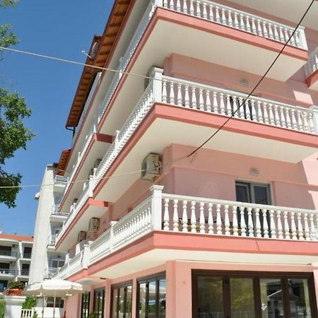Hotel Louiza Paralía Екстериор снимка