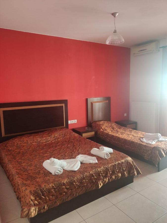 Hotel Louiza Paralía Екстериор снимка